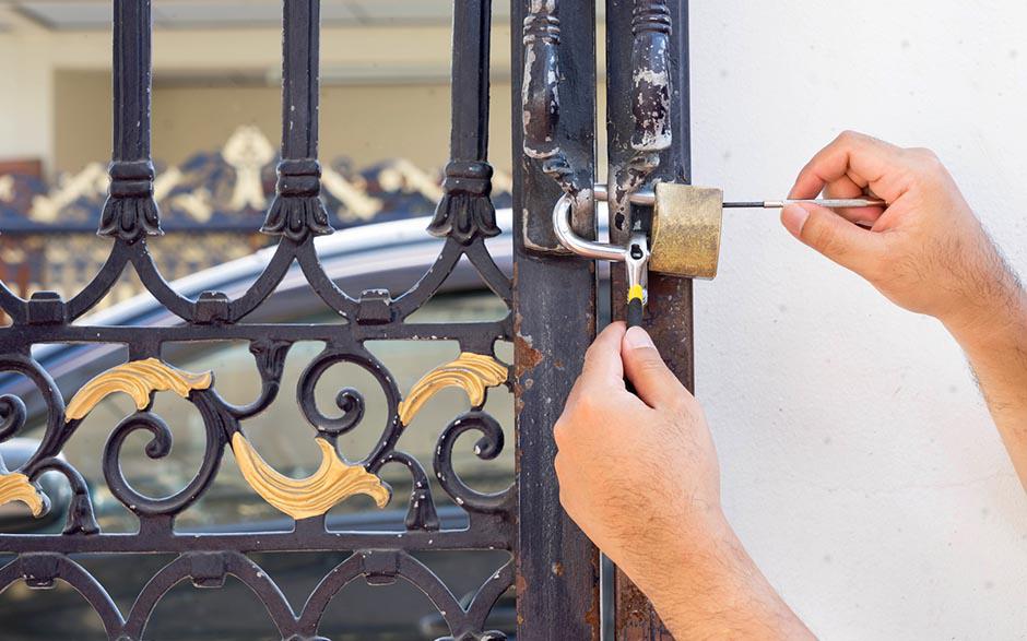 urgence serrurier ouverture de porte Versailles